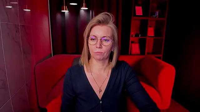 Annie_Light's cam snapshot