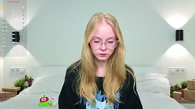 GhisllaineWestler's cam snapshot