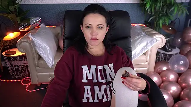 Dafni_Monn's cam snapshot