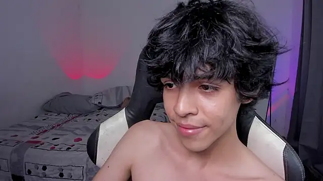 Alan26_'s cam snapshot