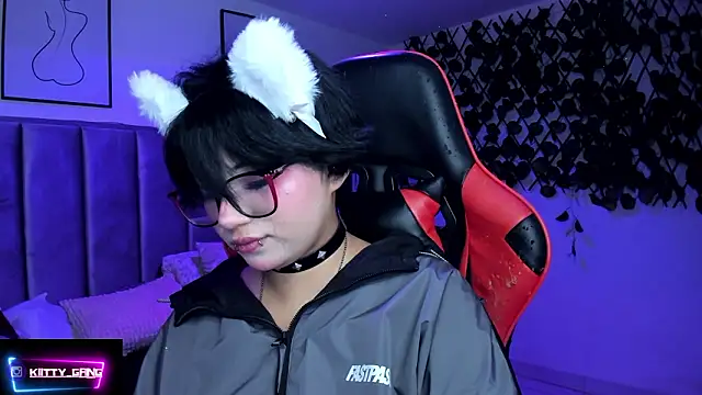 Kitty_Gang's cam snapshot