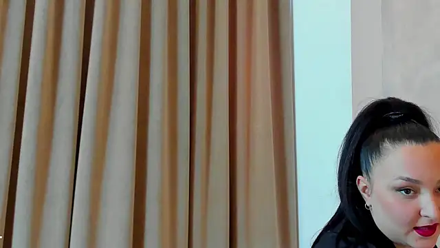 Ines_Nova's cam snapshot