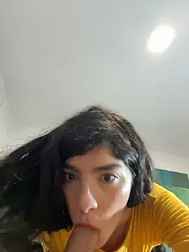 dani_bela's cam snapshot