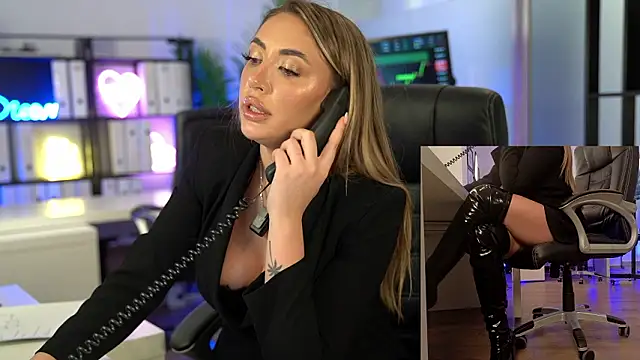 BabesGoWild's cam snapshot