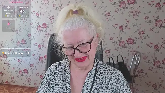 Maya_Mayflower's cam snapshot