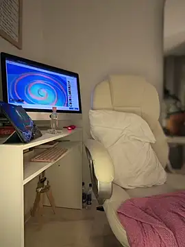 CharlottX's cam snapshot