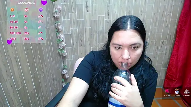 solyeria live sex cam