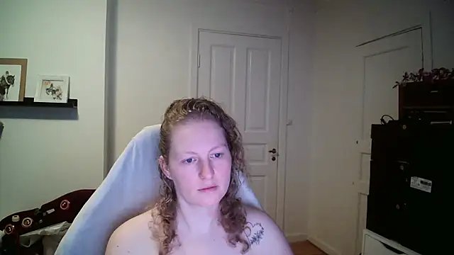 Girlnina-1995 live sex cam