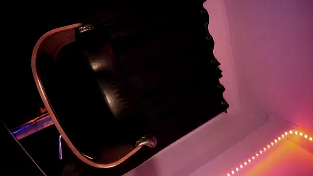 PervertedMissCloe's cam snapshot