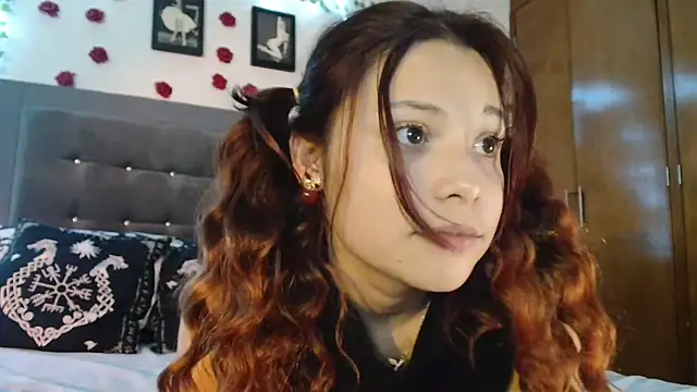 3littleschoolteens's cam snapshot