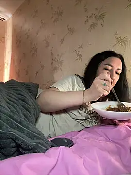 Naughtbaby_2025's cam snapshot