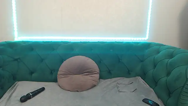 IvanaCharm's cam snapshot