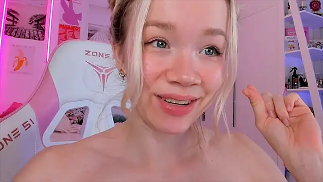 Lily_Young's cam snapshot