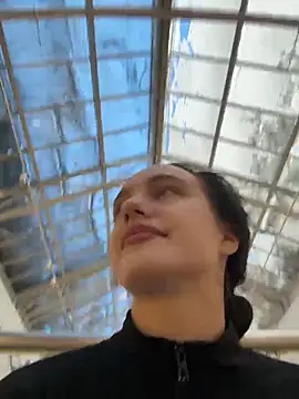 MiaTee's cam snapshot