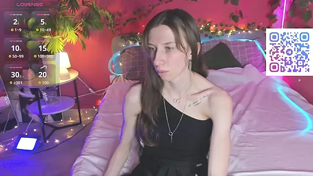 Lisbeth__Salander's cam snapshot