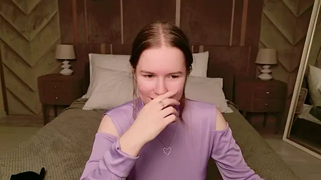 Alida_Brice's cam snapshot