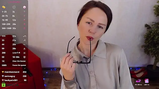 VickyGolden live sex cam