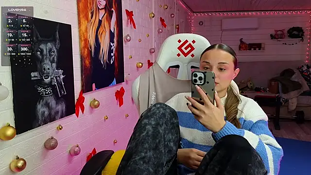 Misss_Vikk's cam snapshot