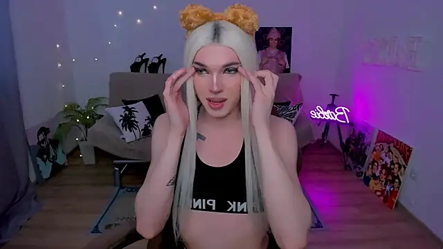 YourTrixie live sex cam