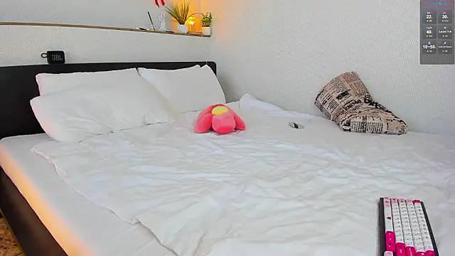 charlottacardi's cam snapshot