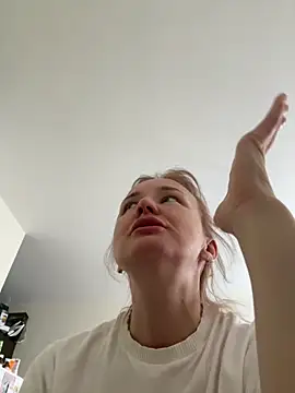 DianaNatur's cam snapshot