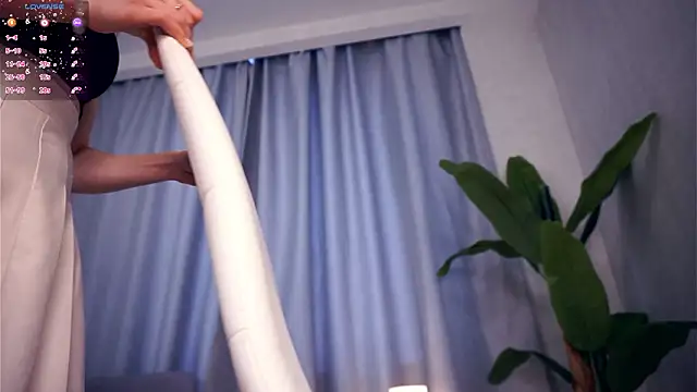 CuteFeret's cam snapshot