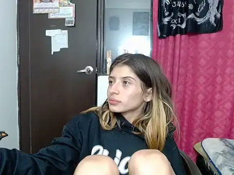 KratosAfroditacs live sex cam