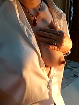 Myna_999's cam snapshot