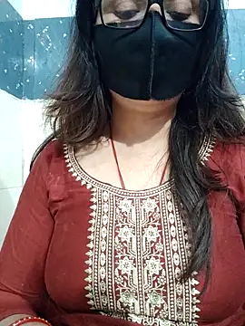 Aishwaryaa_69 live sex cam