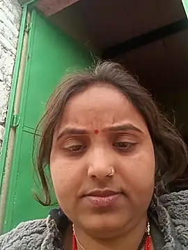 Pooja_hote live sex cam