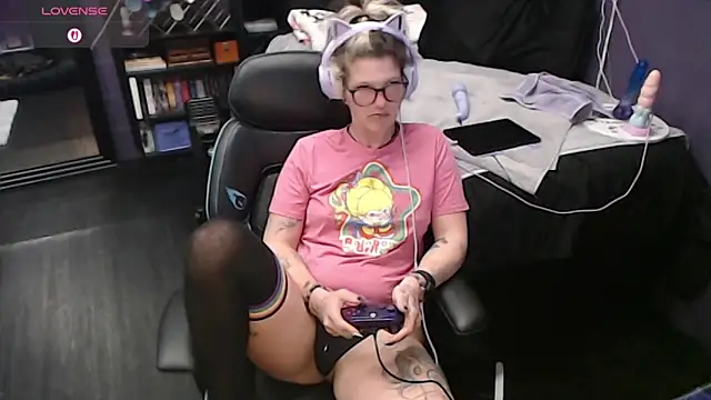 oddywithabody live sex cam