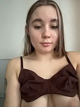 VineraSweet's cam snapshot