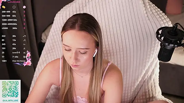 HollisBeckett's cam snapshot