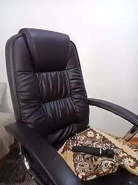 EllaLove2277's cam snapshot