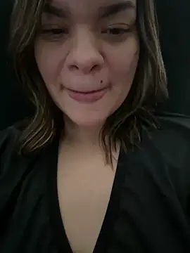 Zyrella live sex cam