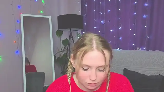 Sweet_M1la's cam snapshot