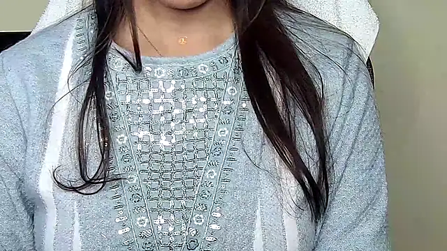 Nyra-Goddess live sex cam