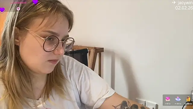 JacyWinslat's cam snapshot