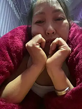 Huong-Ly's cam snapshot