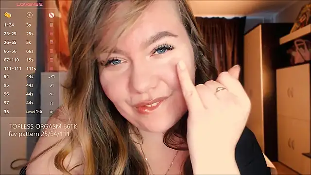 Aura_boobss's cam snapshot