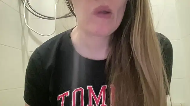 alisa_kitcat's cam snapshot