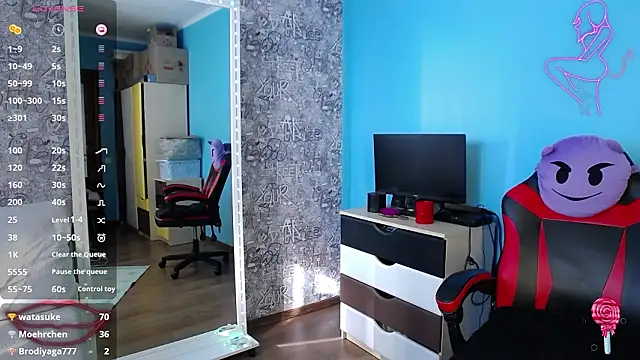 ElisaJane's cam snapshot