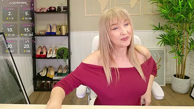 LadyLeea's cam snapshot