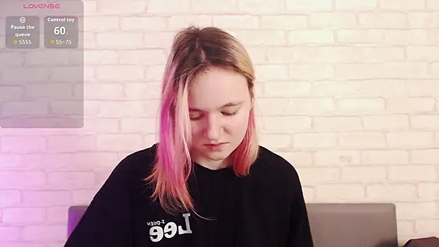 Ericha_Stone's cam snapshot