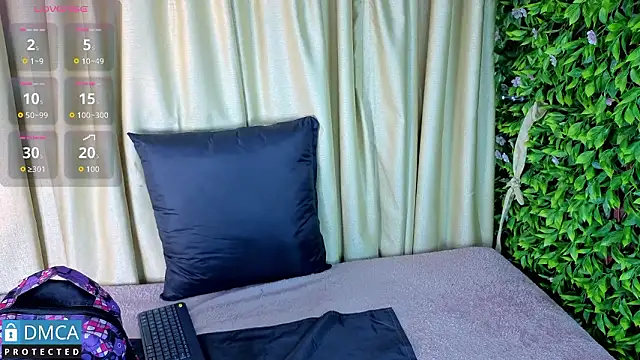 ahsly_Zam's cam snapshot