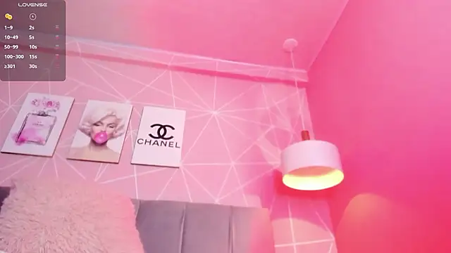 dolly_zoe's cam snapshot