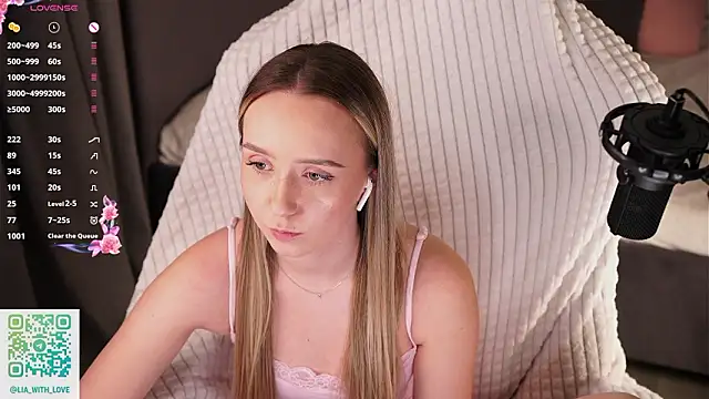 HollisBeckett's cam snapshot