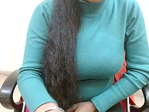 LovingPihu's cam snapshot