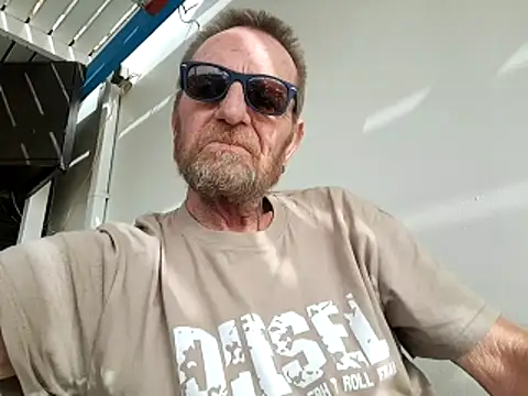 forexxxx_man's cam snapshot