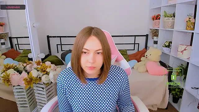 Elma_Lily's cam snapshot